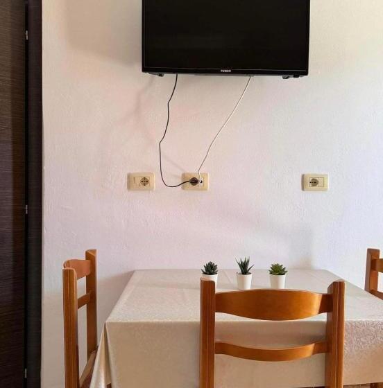 آپارتمان 1 خوابه با بالکن, Vila Spiro