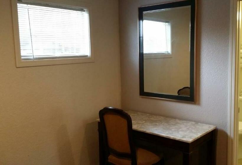 スタンダードルーム, Redwood Inn Willits