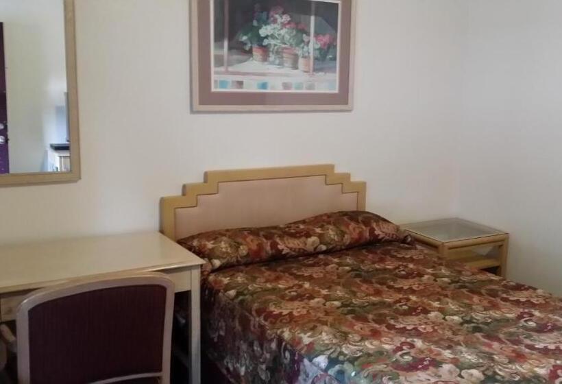 ダブルベッドスタンダードルーム, Redwood Inn Willits