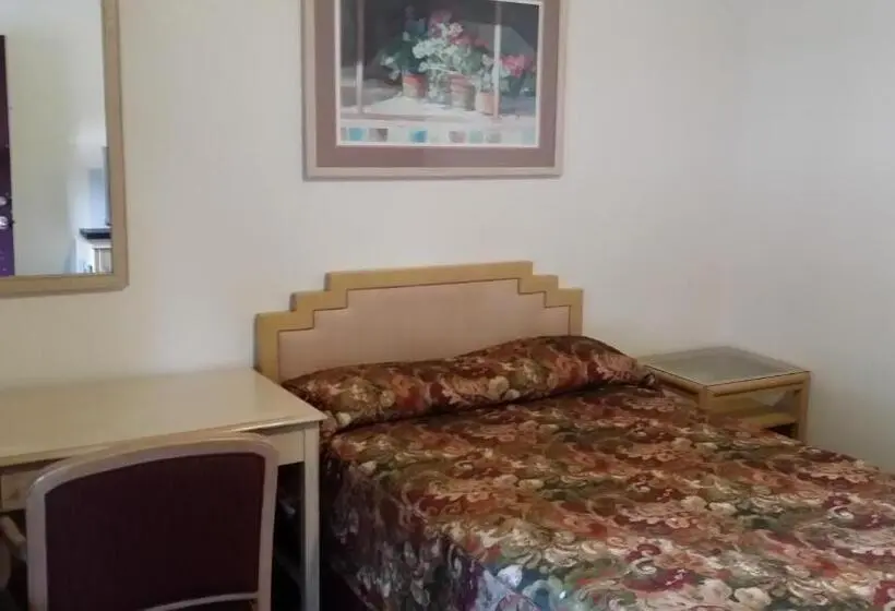 ダブルベッドスタンダードルーム, Redwood Inn Willits
