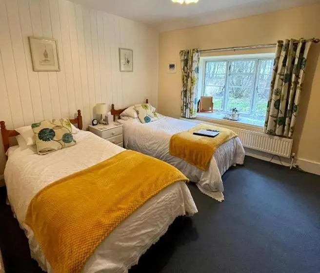 スタンダードルーム, Dunscar Farm Bed & Breakfast
