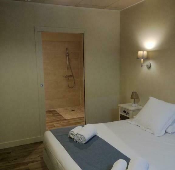 Номер Стандарт Адаптированный для Инвалидов, L'escale