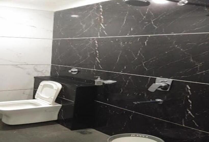 Номер Deluxe, Shipra Avenue