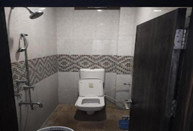 Номер Deluxe, Shipra Avenue