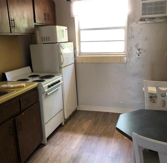 غرفة ديلوكس, Pennwood Motor Lodge