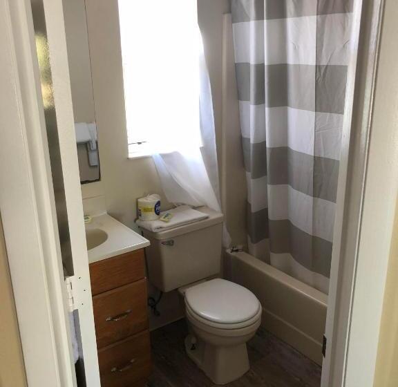 غرفة ديلوكس, Pennwood Motor Lodge