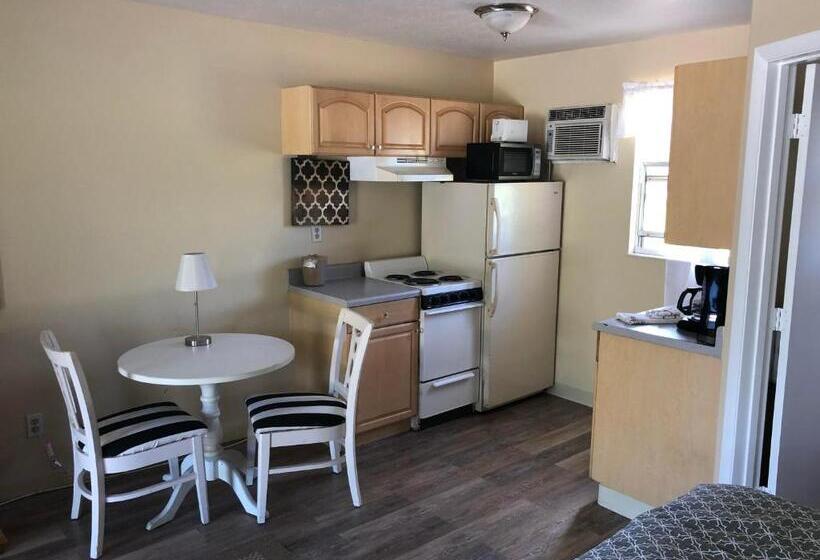 غرفة ديلوكس, Pennwood Motor Lodge