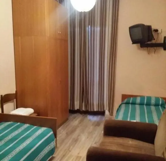バルコニー付スタンダード４ベッドルーム, Albergo La Valle