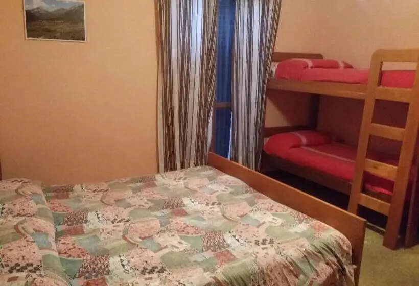 バルコニー付スタンダード４ベッドルーム, Albergo La Valle