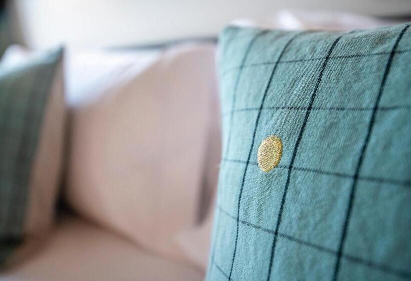 スーペリアールーム, Ixua Hotela