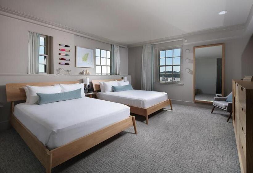 Quarto Estandar, Weyanoke