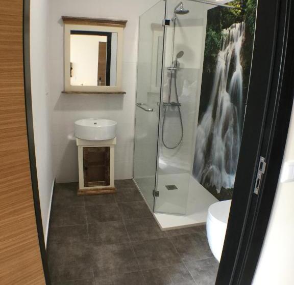 带阳台的豪华间, Guesthouse Theview