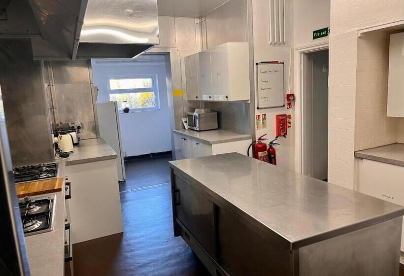 Standardrum, Hk Rooms Self Catering Serviced Rooms