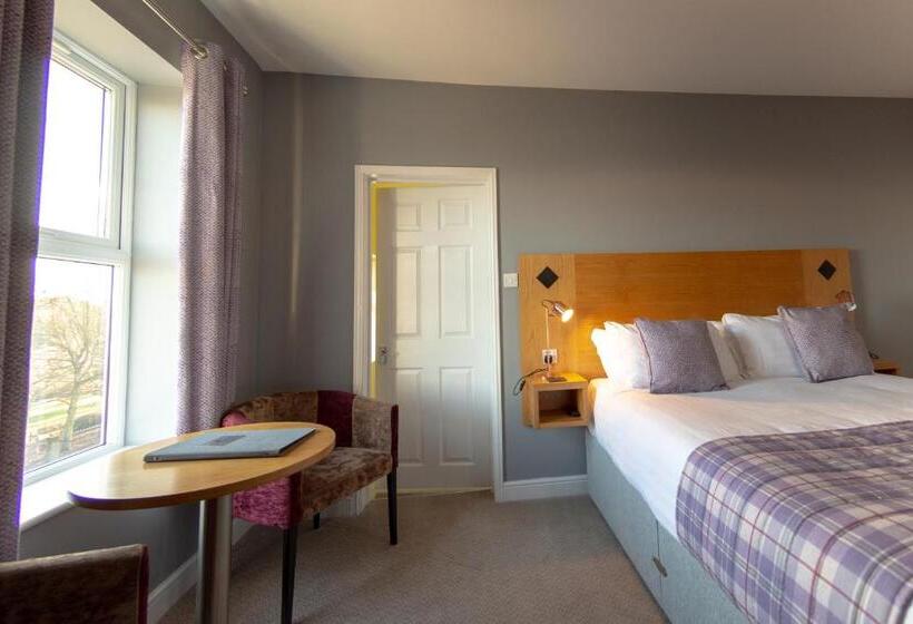 Standardrum King Size Säng, Hk Rooms Self Catering Serviced Rooms