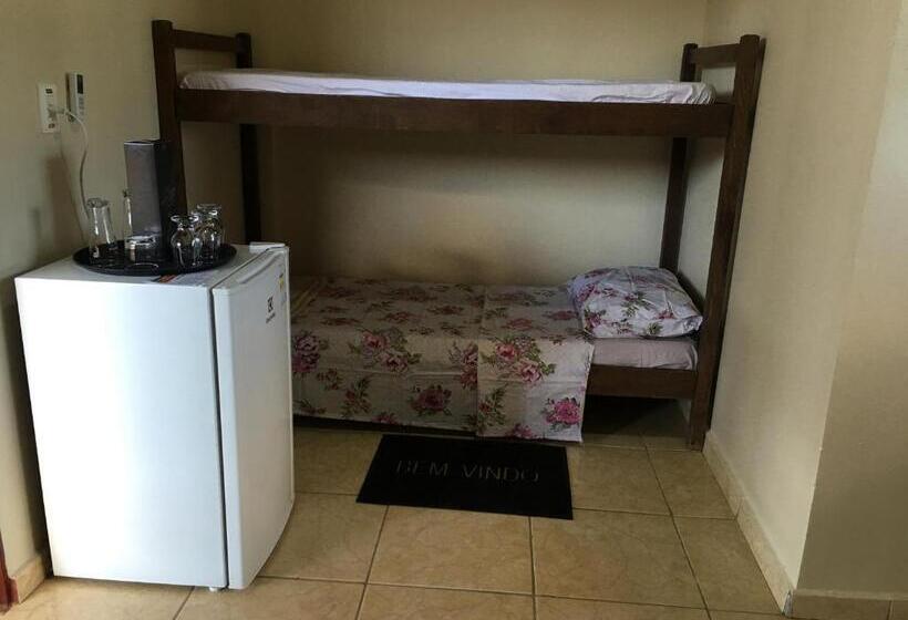 Четырехместный Номер Стандарт, Repouso Do Tchê