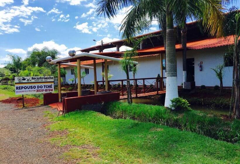 Четырехместный Номер Стандарт, Repouso Do Tchê