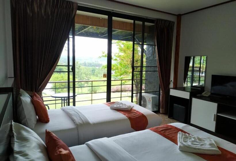 标准房带园景, Phumork Village Khao Kho