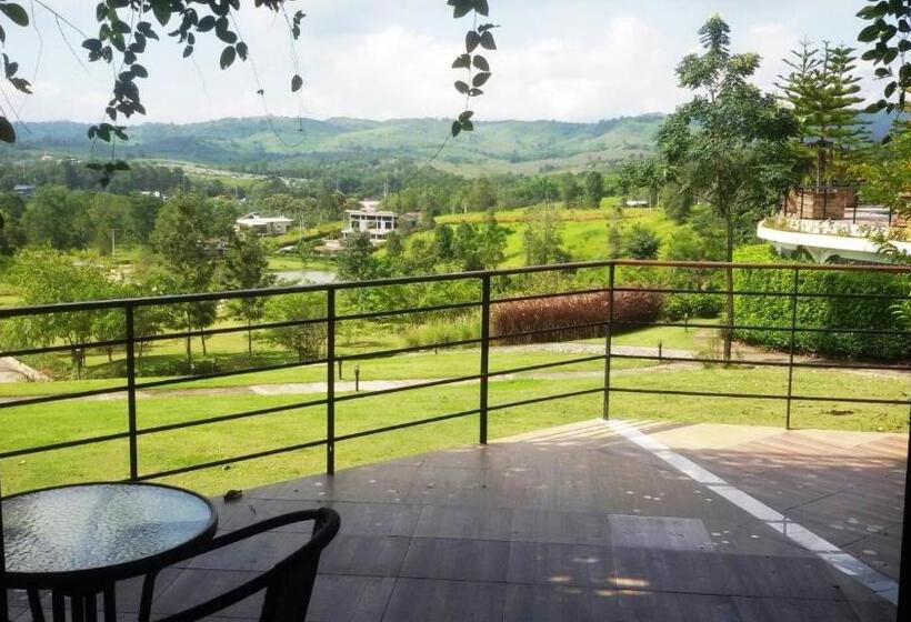 园景标准四人间, Phumork Village Khao Kho