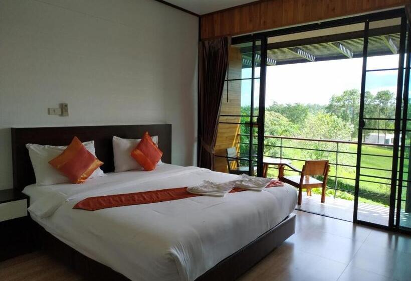 带大床的豪华间, Phumork Village Khao Kho