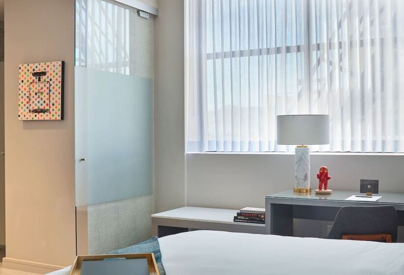 수피리어 룸, Stanton House El Paso