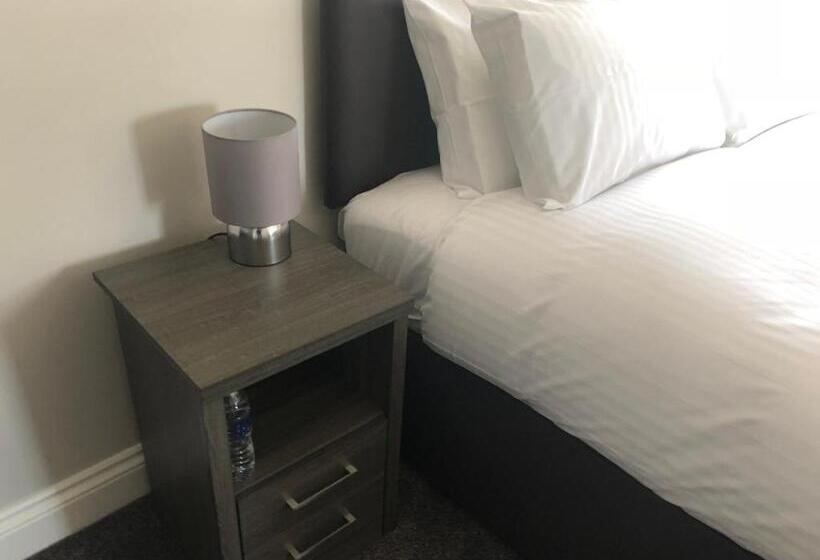 Номер Стандарт Трехместный, The Ships Quarters