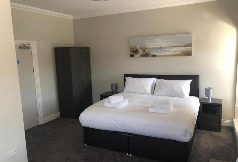 Номер Стандарт Трехместный, The Ships Quarters