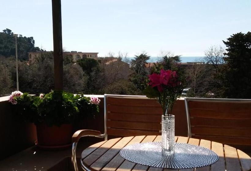 Pokój Standard z Tarasem, Guest House Villa Castio