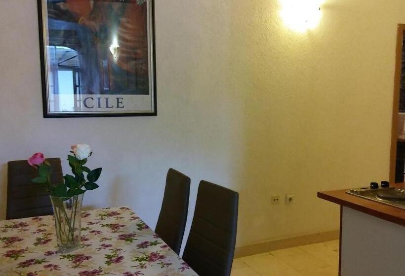 Suite, Guest House Villa Castio