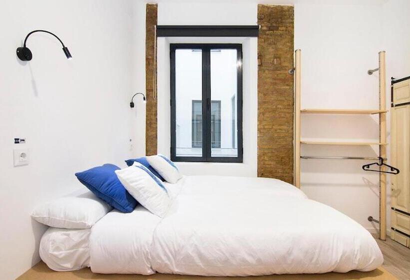 اتاق استاندارد, Eco Hostel