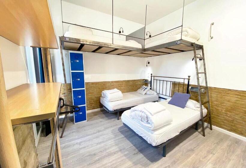 تختخواب در اتاق مشترک, Eco Hostel