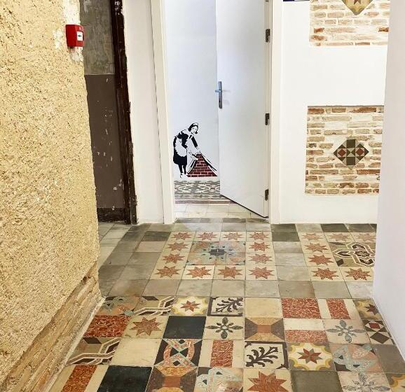 تختخواب در اتاق مشترک, Eco Hostel