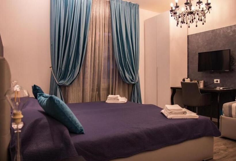 اتاق راحتی سه تخته, Double A Guest House