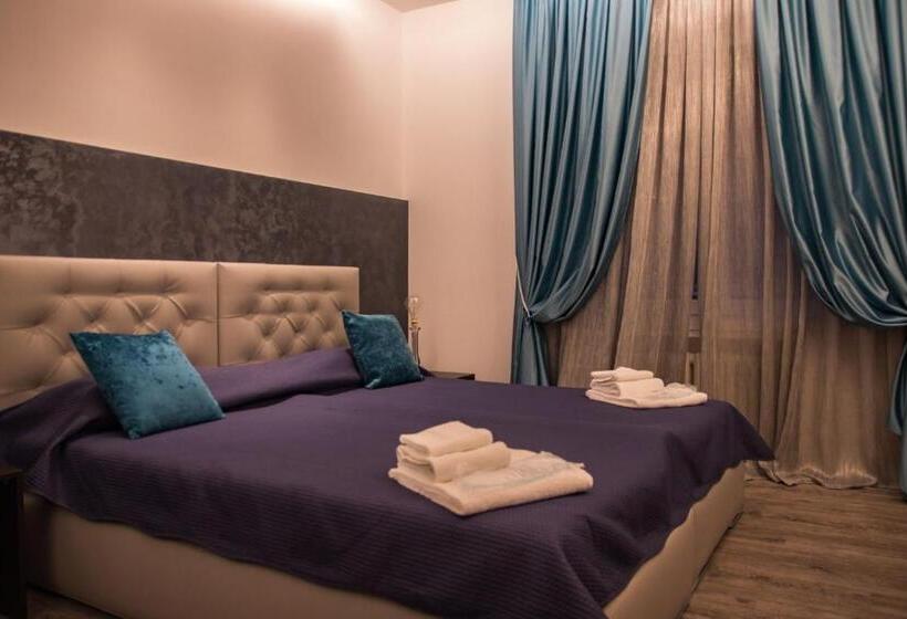 اتاق راحتی سه تخته, Double A Guest House