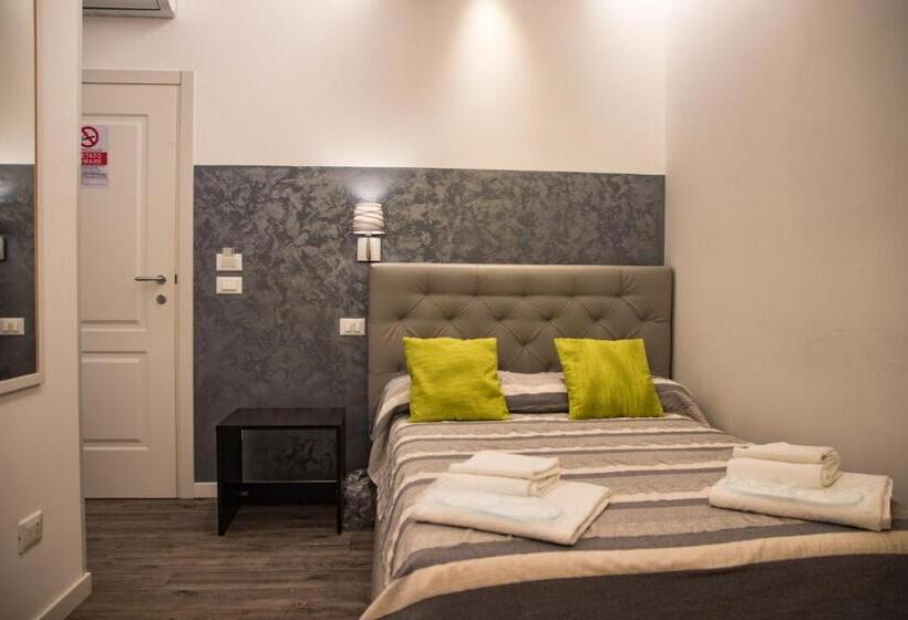 اتاق عادی, Double A Guest House