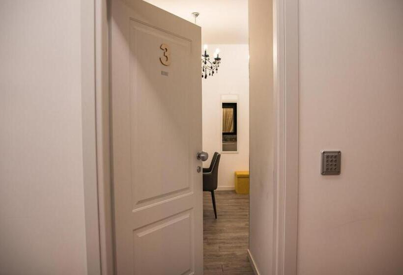 اتاق استاندارد, Double A Guest House