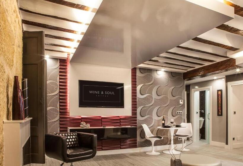 Люкс Повышенной Комфортности, Wine & Soul Suites
