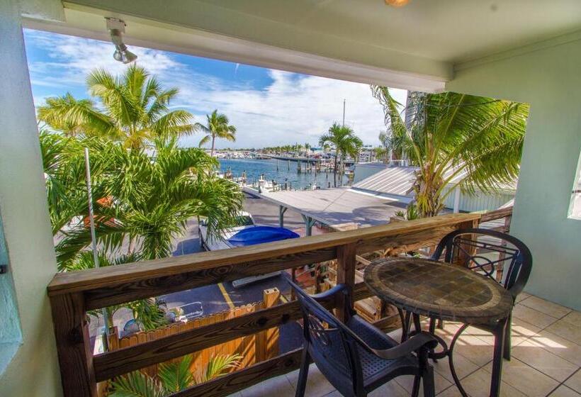 Family Suite, Harborside Motel & Marina