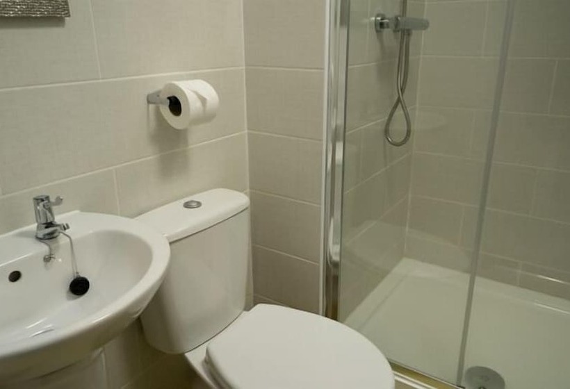 Номер Стандарт, Alcester Inn