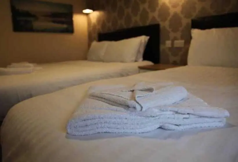 ファミリールーム, Alcester Inn