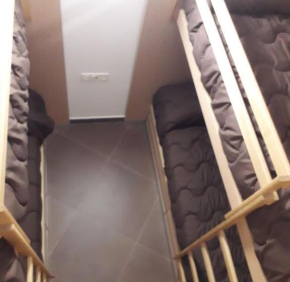 スタンダードルーム, Senda Sur