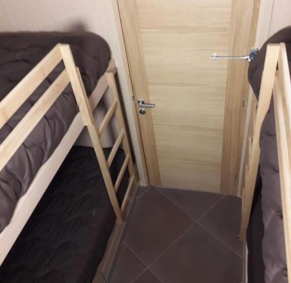 スタンダードルーム, Senda Sur