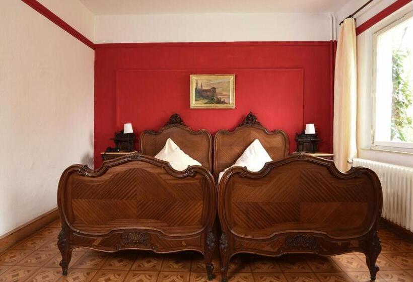 Номер Стандарт Вид на Сад, Jagdschloss Fahrenbühl Hotel Garni