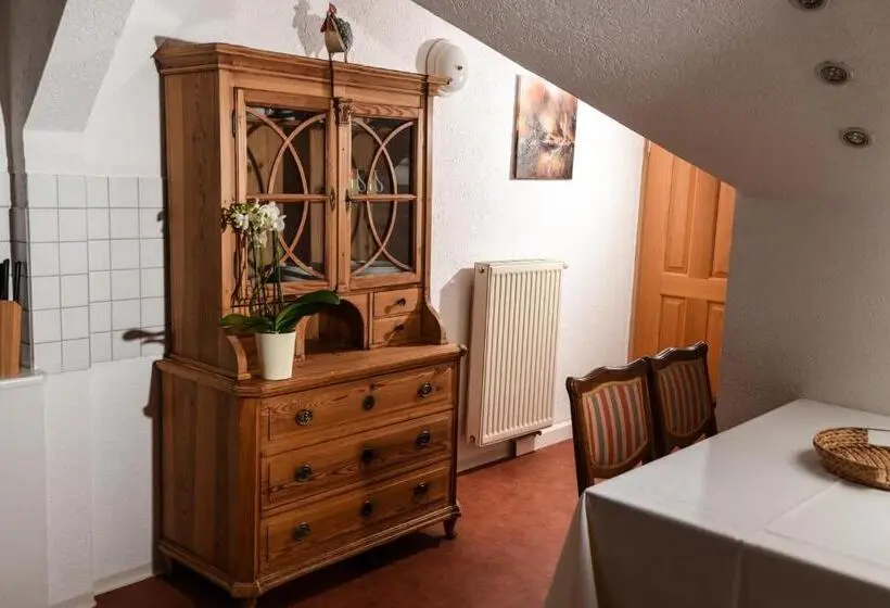 ガーデンビューファミリールーム, Jagdschloss Fahrenbühl Hotel Garni