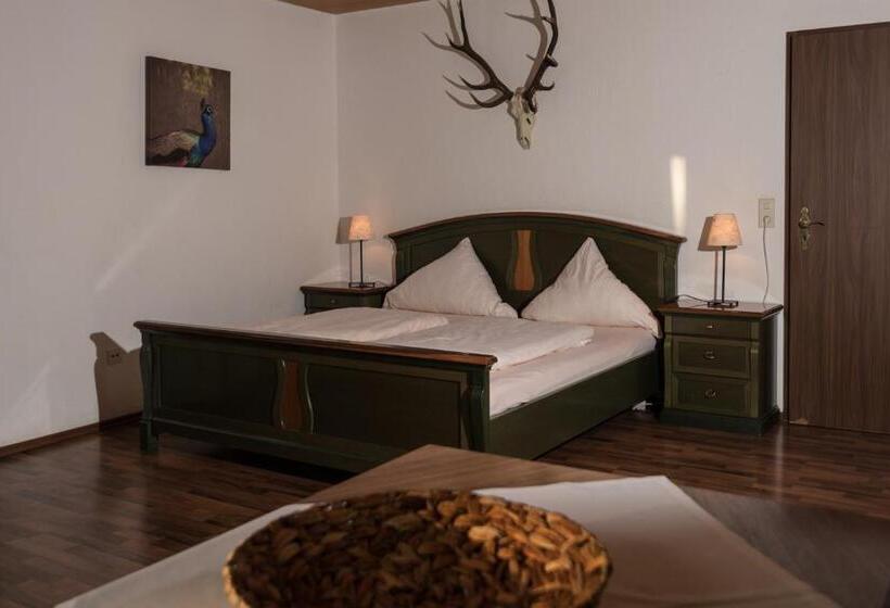 Семейный Номер Вид на Сад, Jagdschloss Fahrenbühl Hotel Garni