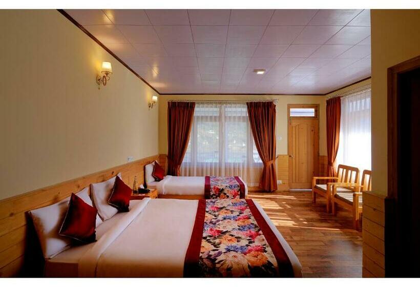 غرفة قياسية مزوَّدة بشُرفة, Summit Alpine Resort