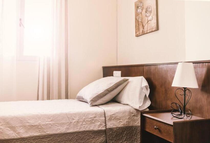 Номер Стандарт Вид на Сад, Hostal La Laguna