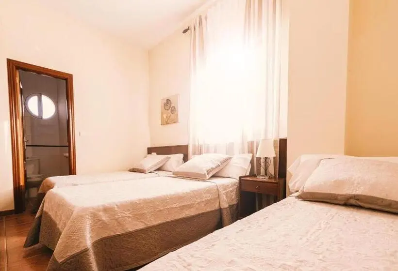 スタンダードルーム, Hostal La Laguna