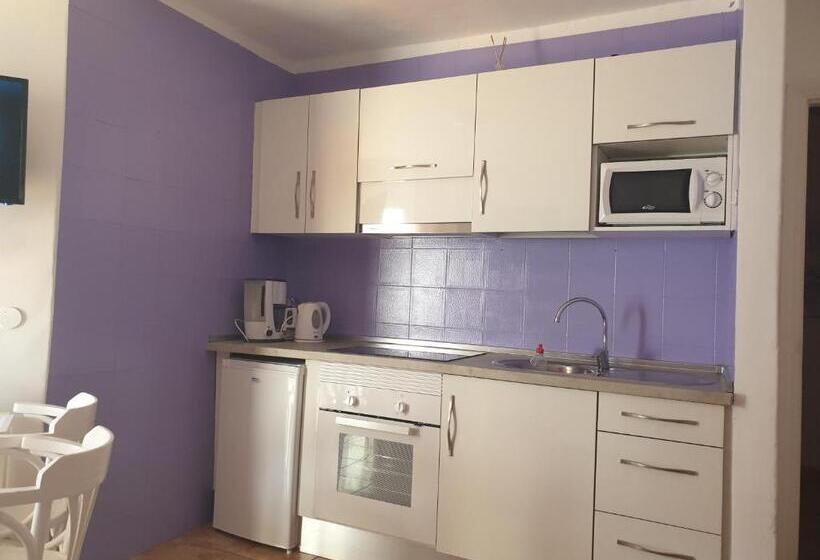 带1个卧室带花园景观的公寓, Vila Lavanda