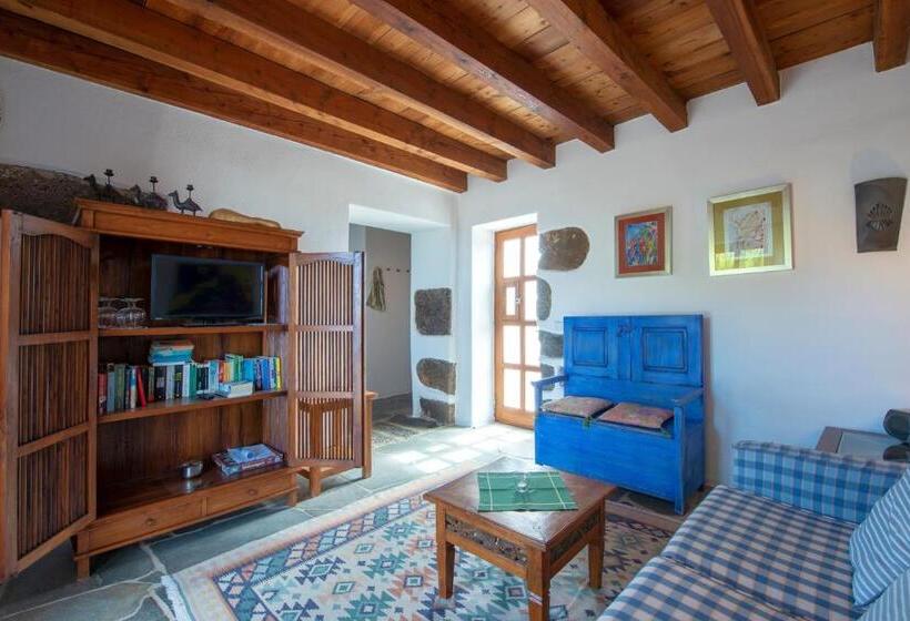 דירת חדר, Villa El Inti