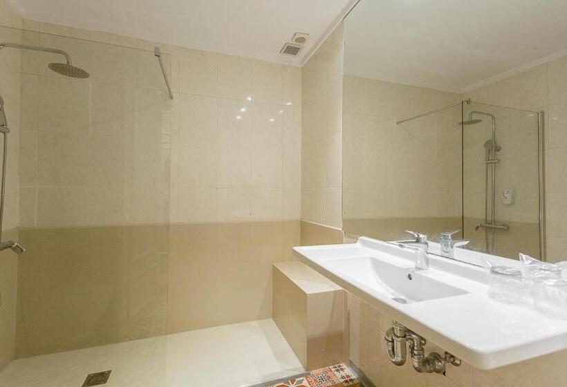 غرفة قياسية, Hostal Rodas Pamplona